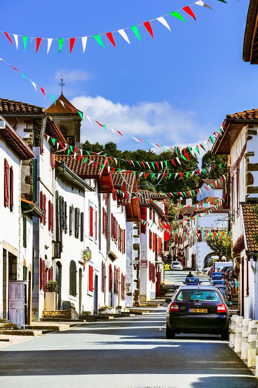 Descubre La Bastide‑Clairence, joya escondida en el País Vasco francés